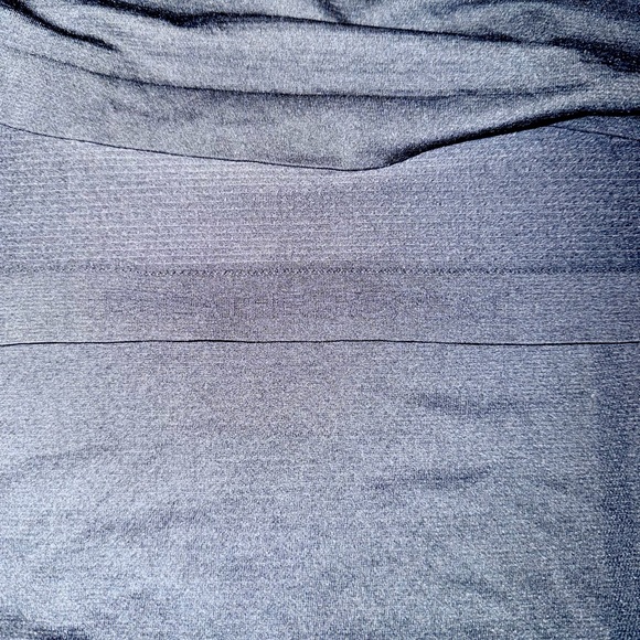 Lululemon Swiftly Tech Black short Sleeve Shirt Size 18 Hard to find!  Like new! - Picture 8 of 8